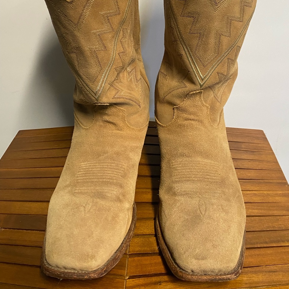 Used Mens Tony Lama size 14D
